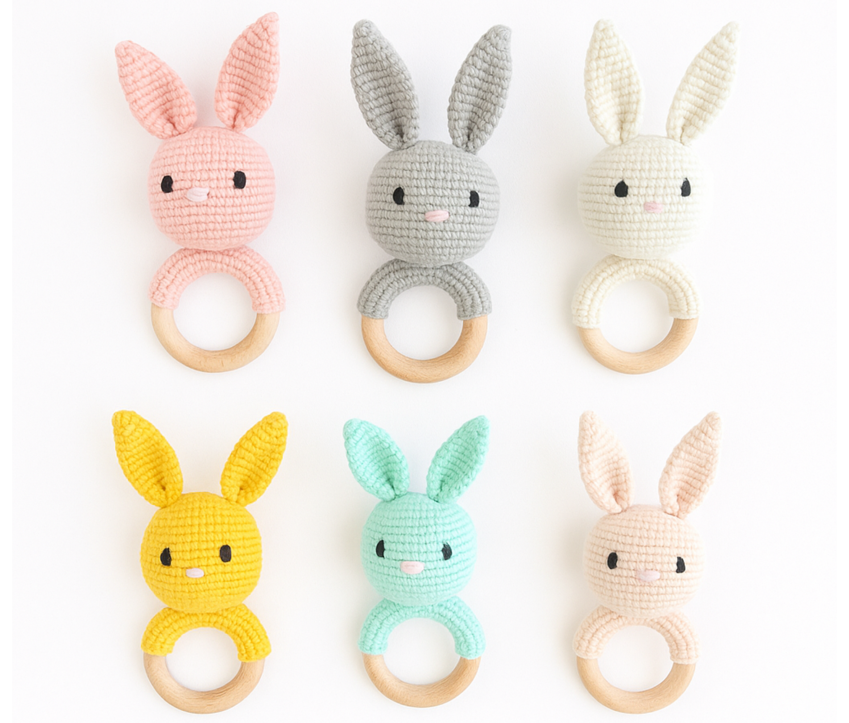 %100 El Yapımı Amigurumi Tavşan Çıngırak – Organik Diş Kaşıyıcı ve Bebek Oyuncağı