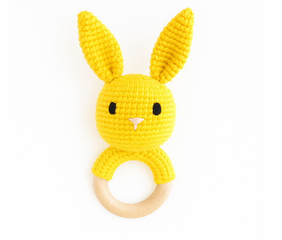 %100 El Yapımı Amigurumi Tavşan Çıngırak – Organik Diş Kaşıyıcı ve Bebek Oyuncağı
