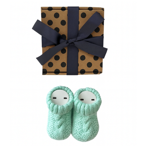 El Örgüsü Pamuklu Bebek Patik Seti – Hediye Kutusunda